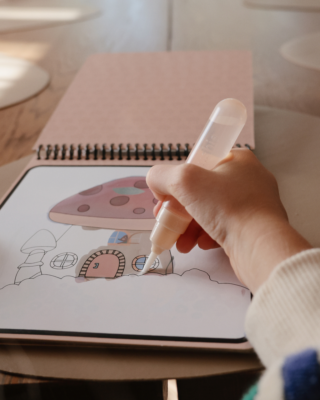 Cahier de coloriage à eau réutilisable - Fée P'tits Loups Shop