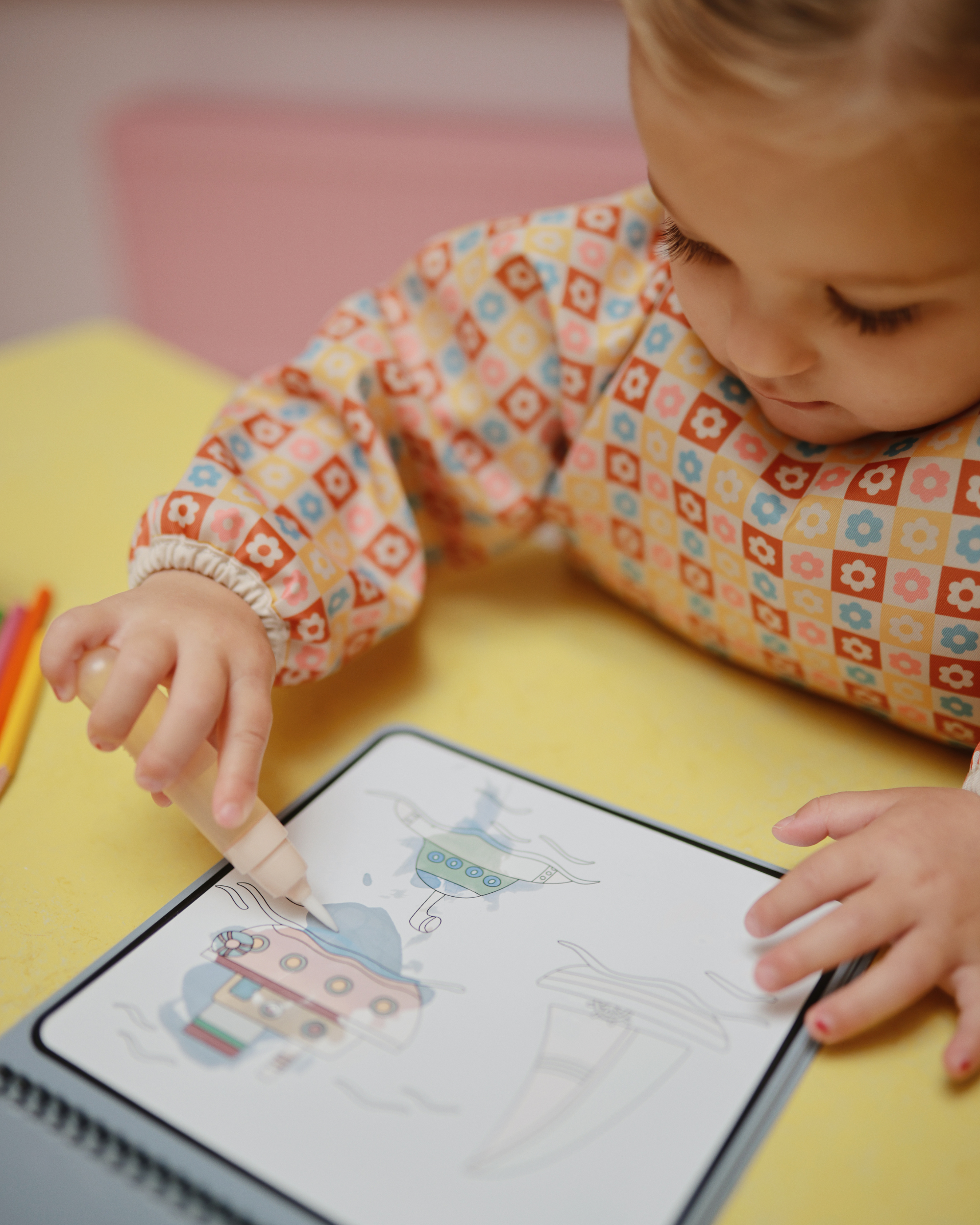 Cahier de coloriage à eau réutilisable - véhicules P'tits Loups Shop