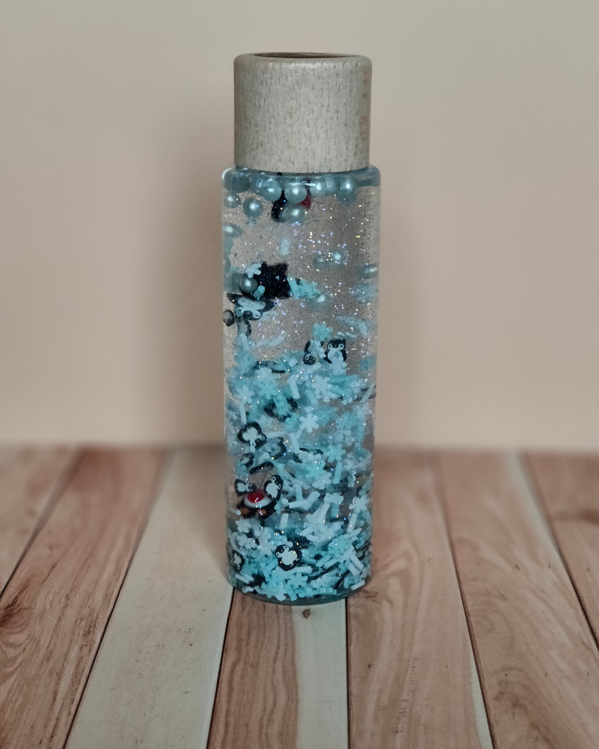 Bouteille sensorielle- Funny pingouin P'tits Loups Shop