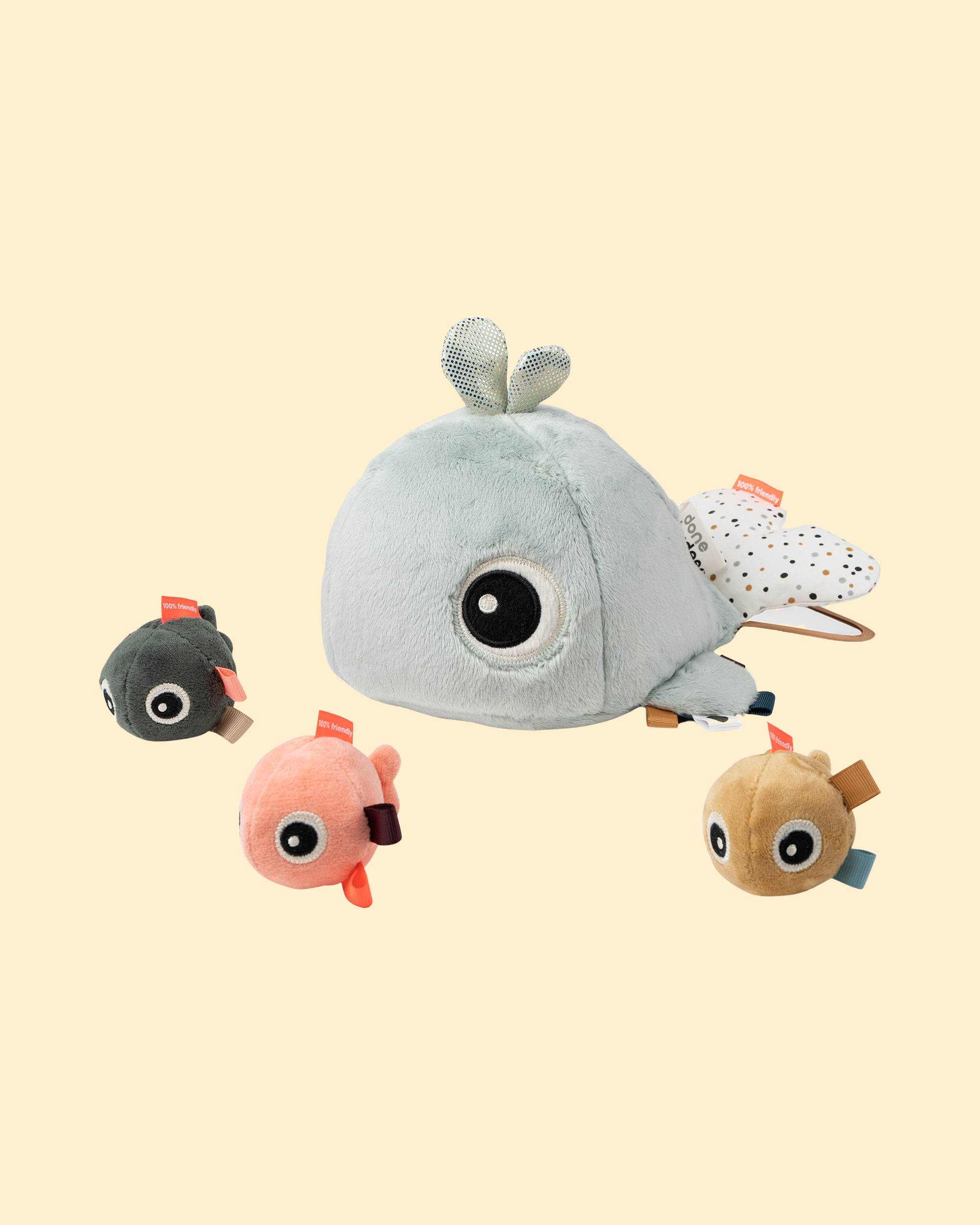 jouet d'éveil cache-cache baleine P'tits Loups Shop