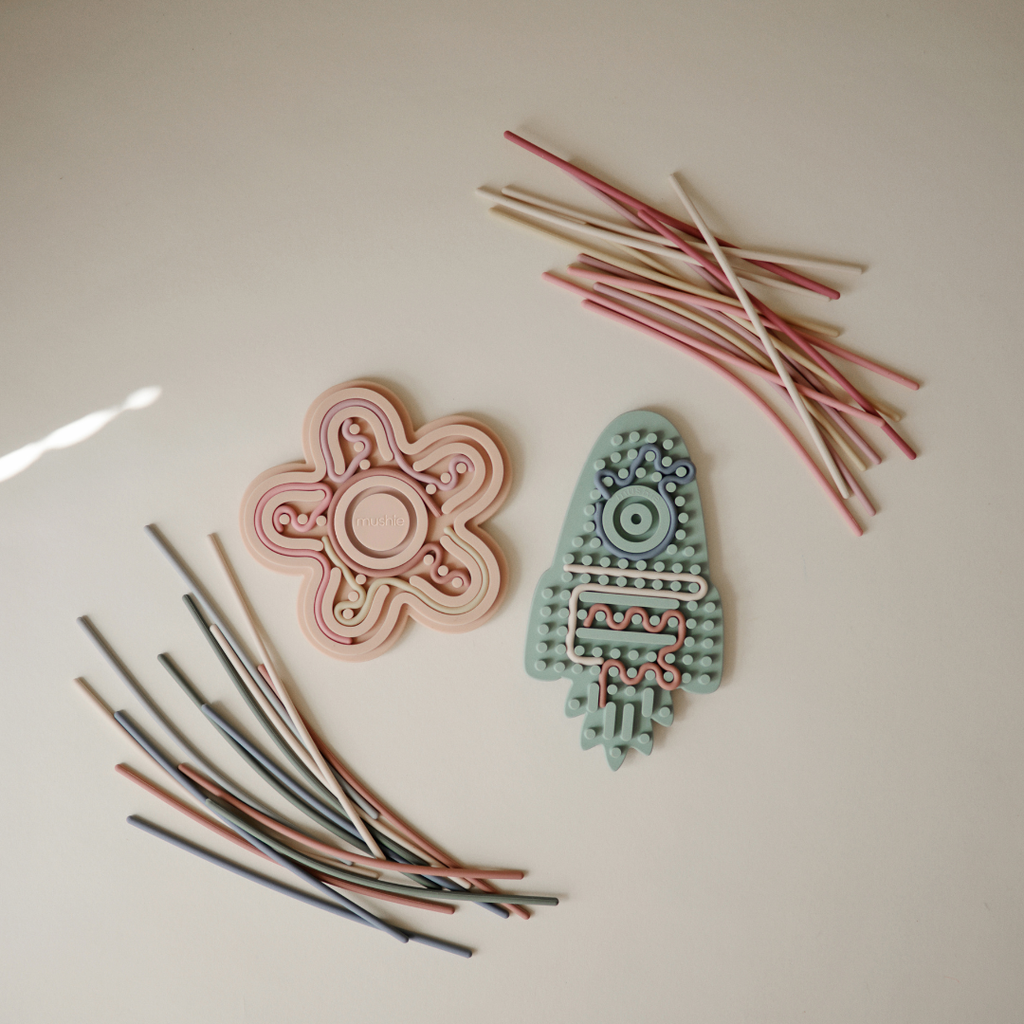 Jouet sensoriel en silicone - Fusée P'tits Loups Shop